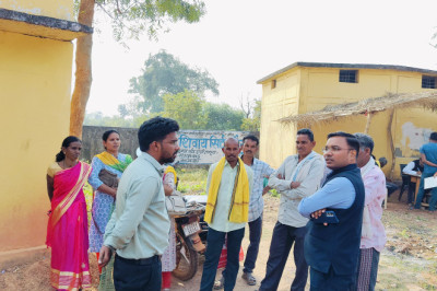 अपर कलेक्टर ने किया  खड़गांव  तहसील कार्यालय का आकस्मिक निरीक्षण