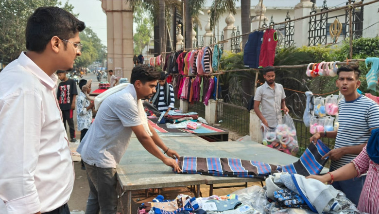 कपड़े व जूट का थैला उपयोग करने आयुक्त विश्वकर्मा ने की अपील...