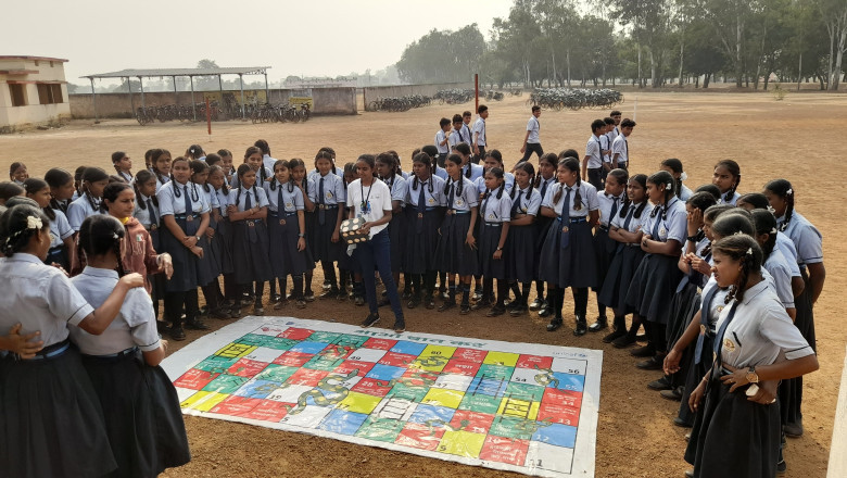 युवोदय टीम द्वारा स्वामी आत्मानंद स्कूल निकुम में मानसिक स्वास्थ्य पर ’’आओ बात करें’’ कार्यशाला का आयोजन...