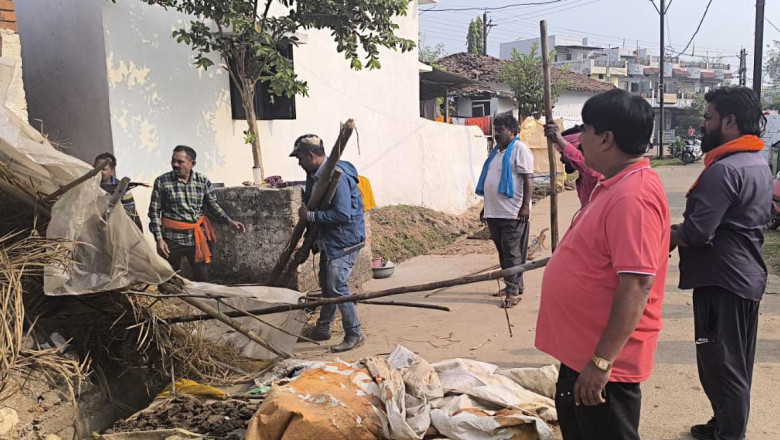 कलेक्टर टीएल के शिकायत पर नगर निगम ने बघेरा में की कार्रवाही,नोटिस का असर नहीं,नाली के ऊपर से हटाया अतिक्रमण: