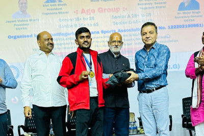 राज्य स्तरीय योगासन चैंपियनशिप रायगढ़ में दुर्ग ज़िले के पंकज यादव ने जीता स्वर्ण पदक: