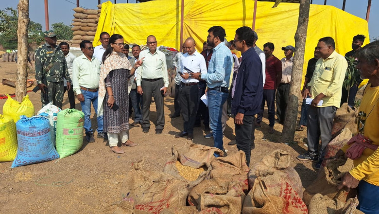 कलेक्टर चौधरी की अध्यक्षता में जिला क्रीडांगन निर्माण समिति की बैठक सम्पन्न