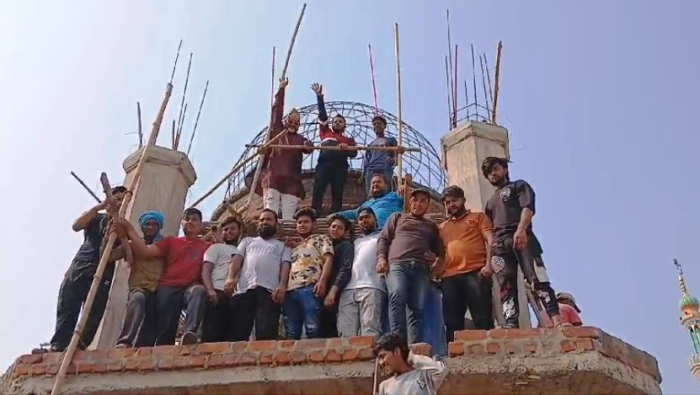 गौसिया मस्जिद की निखर रही खूबसूरती, आलीशान होगा गुंबद और दरवाजा