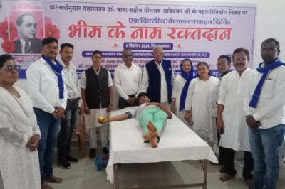 सामाजिक कार्यकर्ता संदीप कोल्हाटकर जी के नेतृत्व में 88 रक्तविर भीम के नाम रक्तदान करने पहुँचे