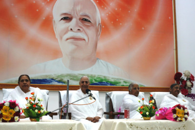 हमारे संकल्पों में बहुत शक्ति होती है इन्हें व्यर्थ न गंवाए, हमेशा शक्तिशाली पॉजिटिव संकल्प करे...राजयोगिनी शारदा दीदी अहमदाबाद