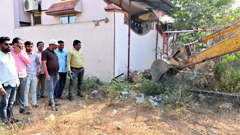 कुरूद में हो रहे अवैध अतिक्रमण पर बेदखली अभियान चलाया-निगम की टीम ने...