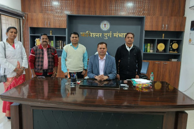 संभागायुक्त राठौर ने सभी नागरिकों से स्वेच्छा से प्रकृति परीक्षण कराने की अपील...