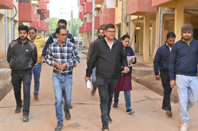 31 दिसम्बर तक निर्माणाधीन पीएम आवास को पूरा करें-आयुक्त...