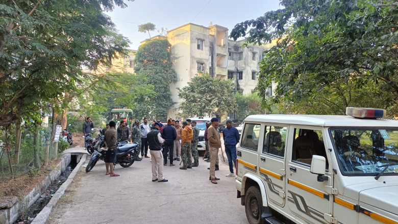 संदिग्धों पर पुलिस ने कसा शिकंजा : दुर्ग जिले में बाहरी नागरिकों की पहचान पर दुर्ग पुलिस द्वारा चलाया जा रहा सघन जांच अभियान...