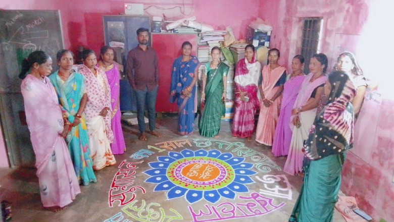सरकार के एक वर्ष पूर्ण होने पर सुशासन पखवाड़ा के तहत बिहान समूह की दीदियों ने सुशासन संदेश, रंगोली संकल्प और सुशासन शपथ लिया...