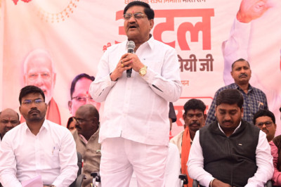 अटल जयंती पर टेमरी पहुंचे खाद्य मंत्री, स्व. अटल बिहारी वाजपेयी को दी श्रद्धांजलि...