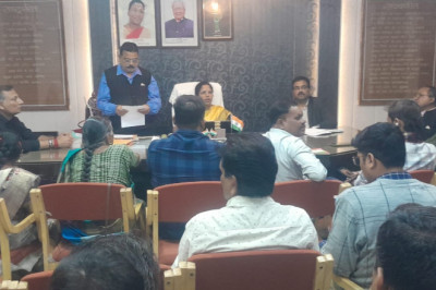 महापौर परिषद की बैठक में विकास कार्यो की दी गयी स्वीकृति...