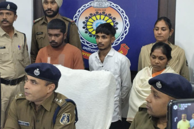 दुर्ग पुलिस के हत्थे चढ़े  : शातिर नकबजन , आरोपियों के कब्जे से 34 लाख 51 हजार के आभूषण पुलिस ने किया जप्त...