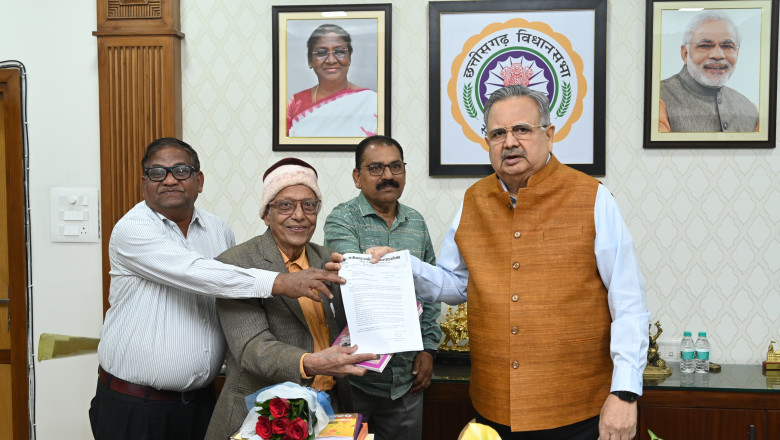 नगरीय निकाय पेन्शनरों ने मंत्री अरुण साव को माँग पत्र सौंपा...