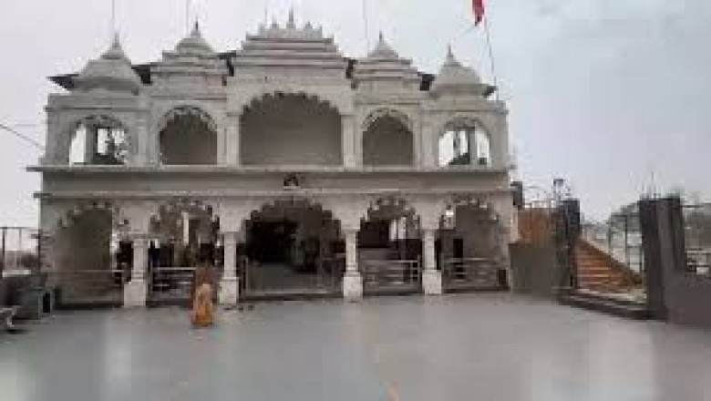 दानपेटी से 2 लाख नकदी चोरी, महामाया मंदिर में वारदात...