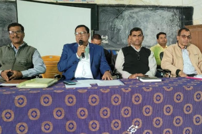 शिक्षा विभाग ने कक्षा 10वीं और 12वीं की अर्धवार्षिक परीक्षा परिणामों की समीक्षा की, कई विद्यालयों को ’डी’ ग्रेड...