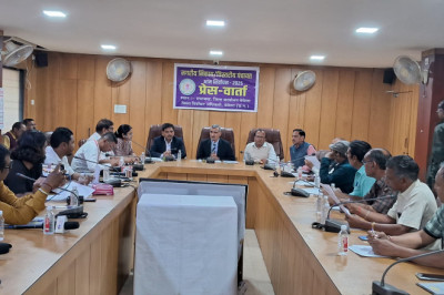 नगरीय निकाय एवं त्रिस्तरीय पंचायत के आम निर्वाचन-2025 की घोषणा के बाद कलेक्टर एवं जिला निर्वाचन अधिकारी ने ली प्रेस-वार्ता’