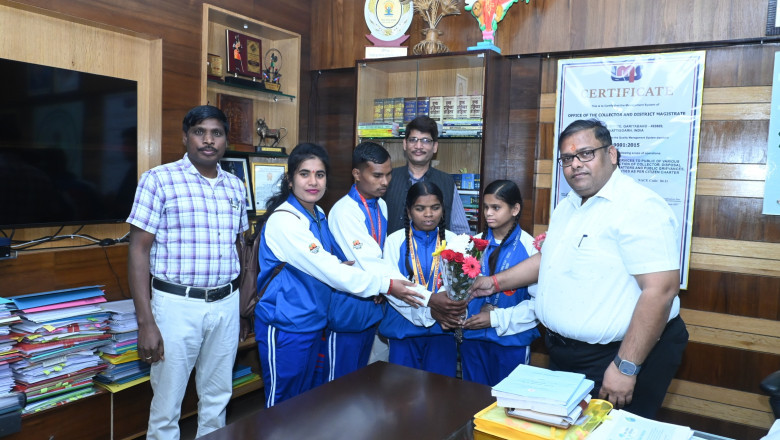 कलेक्टर ने स्ट्रांग रूम, कन्ट्रोल रूम, रिटर्निंग आफिसर कक्ष, एमसीएमसी एवं अनुवीक्षण इकाई का किया निरीक्षण...