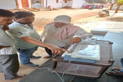 ईव्हीएम मशीन से किया जाएगा महापौर एवं पार्षदों का निर्वाचन  महापौर पद के लिए सफेद लेबल, पार्षद पद के लिए गुलाबी लेबल