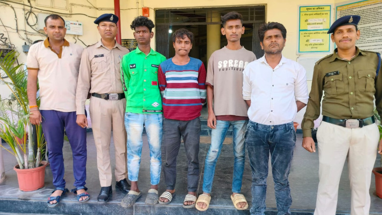नॉन ड्यूटी पैड शराब तस्करी करने  वाले आरोपी चढ़े पुलिस के हाथे