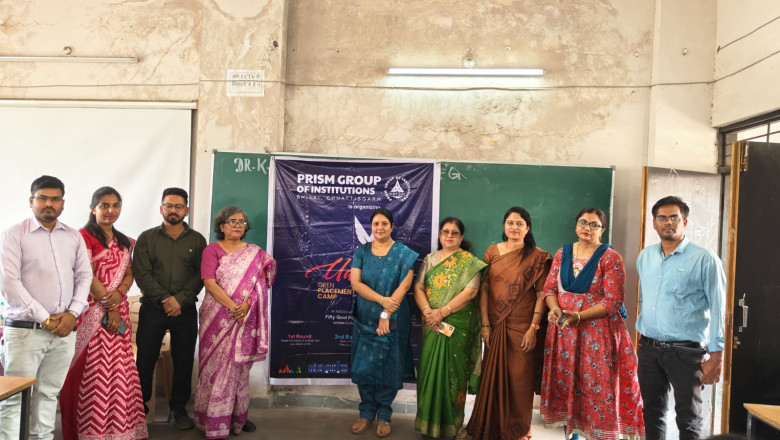 डॉ खूबचंद बघेल शासकीय महाविद्यालय भिलाई -3  में रोजगार मेला का आयोजन किया गया ...