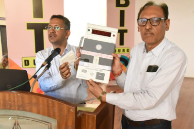 एक गणना टेबल में वार्ड के सभी मतदान केन्द्रों के मतों की होगी गणना  नगरीय निकाय निर्वाचन 2025 के अंतर्गत गणना पर्यवेक्षक को मतगणना के लिए दिया गया प्रशिक्षण