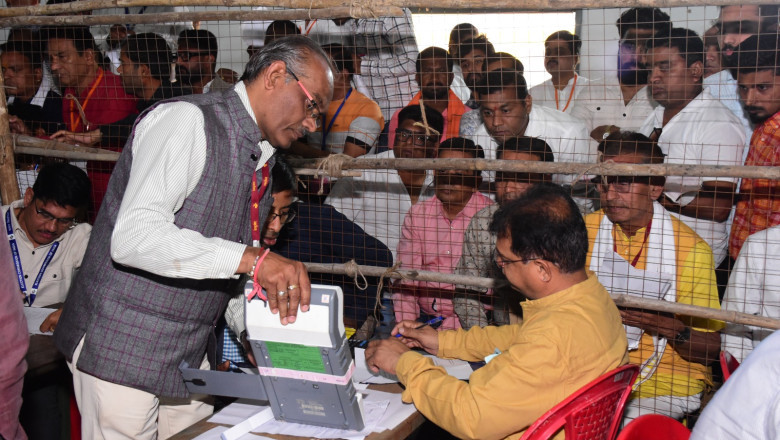 नगरीय निकाय निर्वाचन 2025 परिणामों की घोषणा  महापौर पद के लिए मधुसूदन यादव निर्वाचित  विजयी प्रत्याशियों के परिणामों की घोषणा की गई