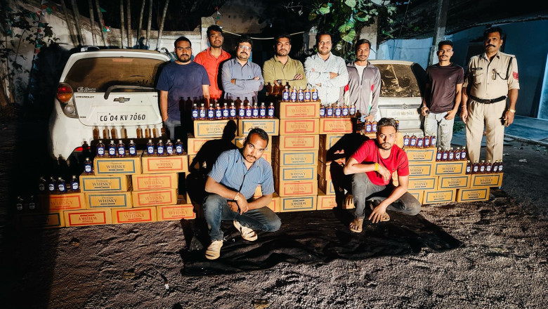 आबकारी विभाग दुर्ग ने जप्त की एम.पी. की मदिरा, 02 आरोपी गिरफ्तार एवं 02 वाहन जप्त...
