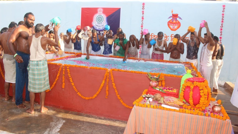 आध्यात्मिक शुद्धि की अनूठी पहल-केंद्रीय जेल दुर्ग में निरुद्ध बंदियों के लिए गंगा जल स्रान का आयोजन