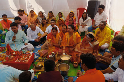 महापौर अलका बाघमार ने शिवनाथ तट पर महाआरती के साथ किया शिव का रुद्राभिषेक,भोलेमय हुई शिवनाथ नदी: