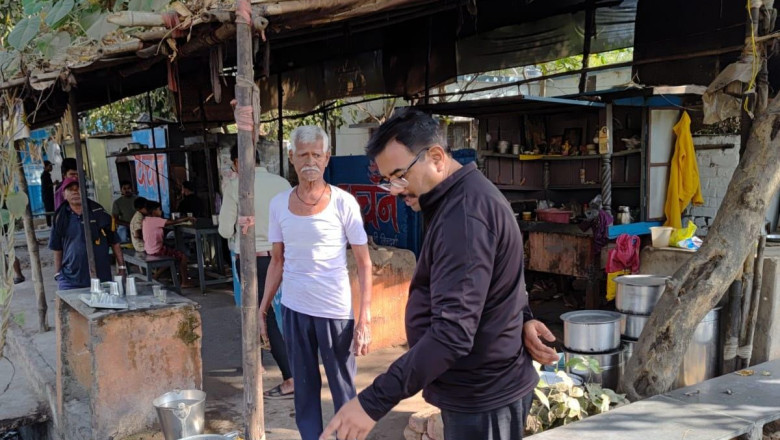 निरीक्षण के दौरान नाली के उपर बिल्डिंग मटेरियल रखने पर नोटिस जारी करने कहा...