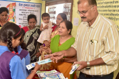 शासकीय संजीवनी बालिका आवासीय छात्रावास  , दुर्ग में छात्राओं के बीच पहुंचा जीई फाउंडेशन...