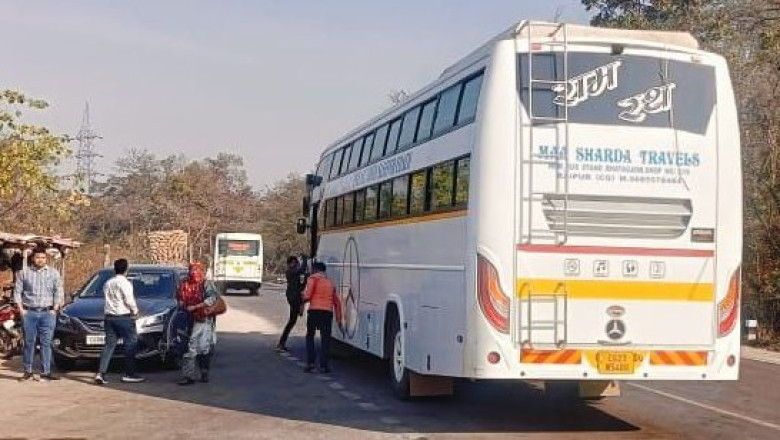 यात्री बसों की हो रही सघन जांच आज 23 बसों एवं अन्य वाहनों पर की गई  चालानी  कार्यवाही...