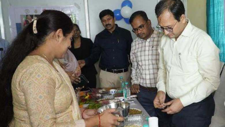 शासन की योजनाओं के तहत ऋण प्रदान करने के कार्य में निजी बैंकों की भागीदारी बढ़ानी होगी...