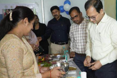 शासन की योजनाओं के तहत ऋण प्रदान करने के कार्य में निजी बैंकों की भागीदारी बढ़ानी होगी...