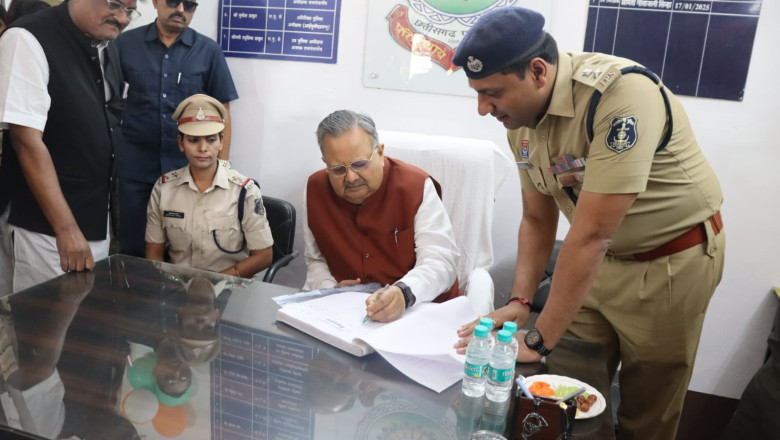 राजनांदगांव को मिला जिले का पहला महिला थाना छत्तीसगढ़ विधानसभा अध्यक्ष माननीय डॉ0 रमन सिंह ने किया शुभारंभ...