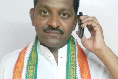 महापौर मधुसूदन निगम की गाड़ी नहीं लेने की जो घोषणा की है उसकी बधाई- ओस्तवाल...