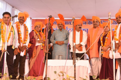 नगर पंचायत पाटन के नवनिर्वाचित अध्यक्ष एवं पार्षदगणों का शपथ ग्रहण समारोह संपन्न...