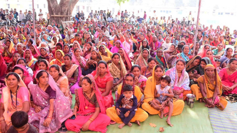 औद्योगिक नीति विशेष रूप से युवाओं, महिलाओं, दिव्यांगजनों एवं कमजोर वर्गों को रोजगार के अवसर उपलब्ध कराने पर केंद्रित...