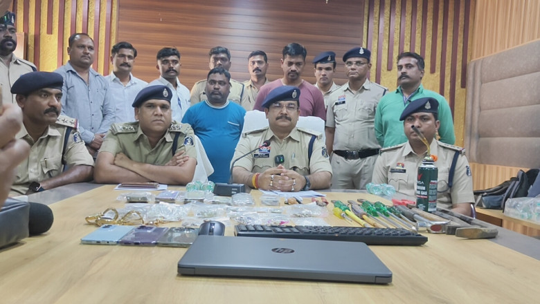 राजनांदगाँव-चोरी का सोना खरीदने वाले सोनार सहित चोर को किया पुलिस ने गिरफ्तार