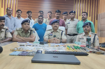 राजनांदगाँव-चोरी का सोना खरीदने वाले सोनार सहित चोर को किया पुलिस ने गिरफ्तार