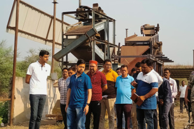 कलेक्टर ने आयुक्त के साथ ट्रेंचिंग ग्राउंड जाकर कचरे के वैज्ञानिक निपटान की प्रक्रिया एवं नगर निगम की तैयारियों का किया निरीक्षण...