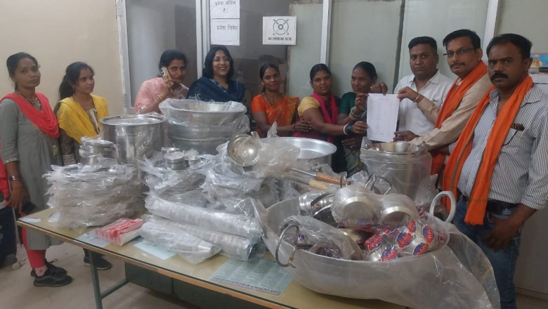 विधायक ललित ने की पहल, अरपा ने खोला बर्तन बैंक  - महिलाओं को स्वालंबी बनाने एक कदम...