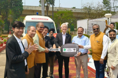 फेरो स्केप निगम लिमिटेड मिलाई (FSNL) द्वारा उदयाचल को एम्बुलेंस की सौगात...
