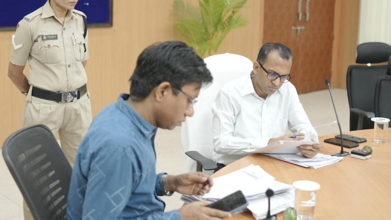 जनदर्शन में सुनी गई शासकीय कर्मचारियां की समस्याएं कलेक्टर के निर्देश पर अपर कलेक्टर ने सुनी समस्याएं