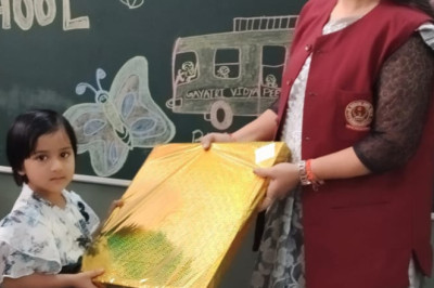 आरुषि साहू के जी 1 में प्रथम...