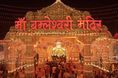चैत्र नवरात्रि में माँ बम्लेश्वरी मंदिर डोंगरगढ़ जाने वाले श्रद्धालुओं के लिए मार्ग में विभिन्न स्थानों पर सेवा पंडाल