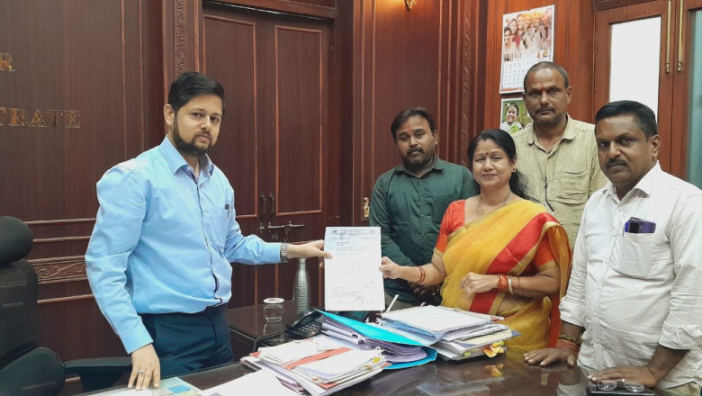 महापौर पहुँचे बनिया पारा वार्ड 32 शा.प्राथमिक शाला, प्रस्तावित नई पानी टंकी निर्माण कार्य स्थल का किया निरीक्षण: