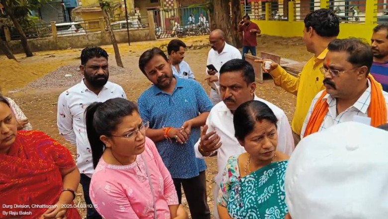 महापौर पहुँची गायत्री वार्ड 25 नागरिको की मांग पर बंद पड़े उद्यान का किया निरीक्षण,जीर्णोद्धार के प्रस्ताव बनाने के निर्देश: