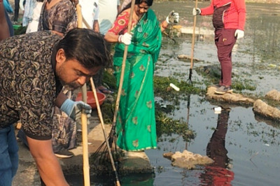 महापौर अलका बघामार और पार्षदों ने जनसहयोग से शुरू किया पोटिया तालाब सफाई अभियान...